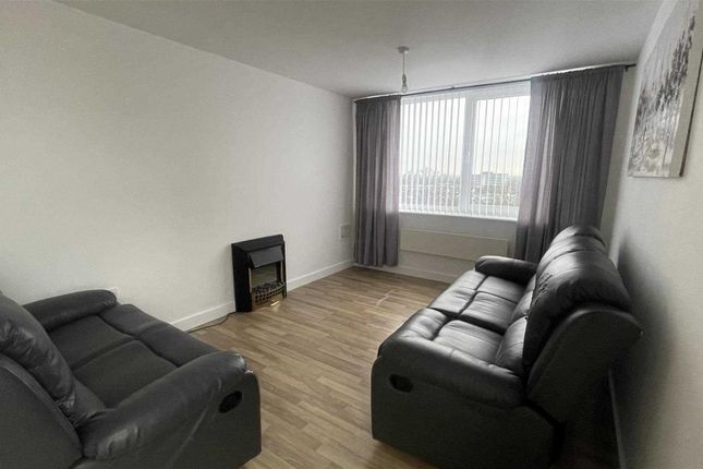 33, Willow Rise, Kirkby photo 3