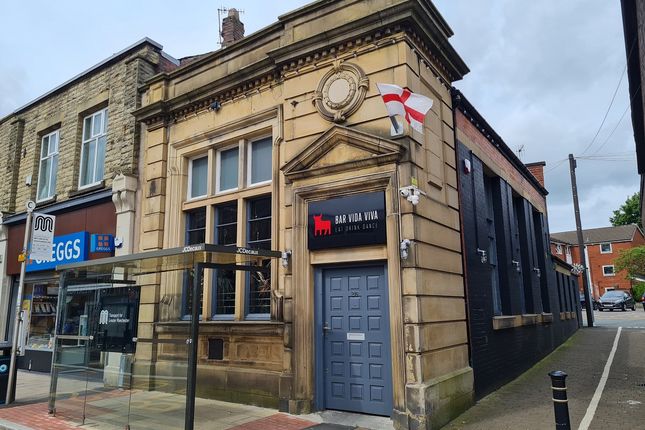 Retail premises to let in Former Bank, Market Street, Oldham, Lancashire