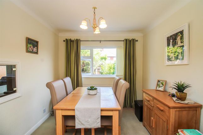 23, Castle Syke View, Pontefract photo 4
