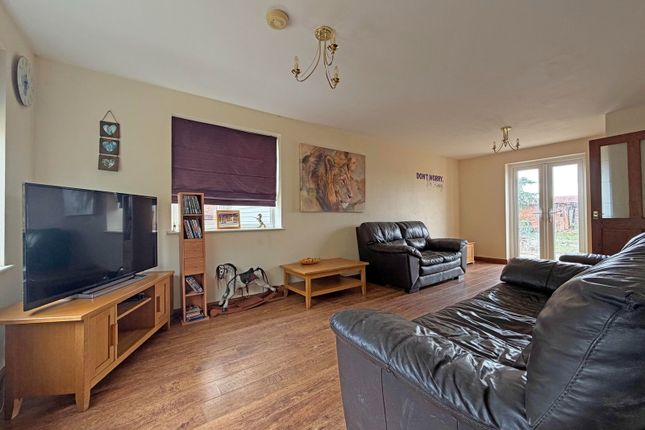 5, Church Road, Halstead photo 3