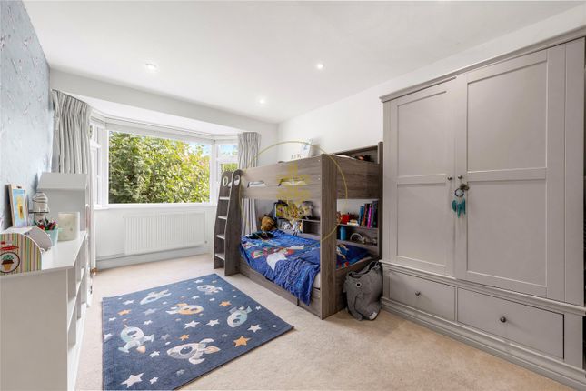 95, Birkbeck Road, London photo 4