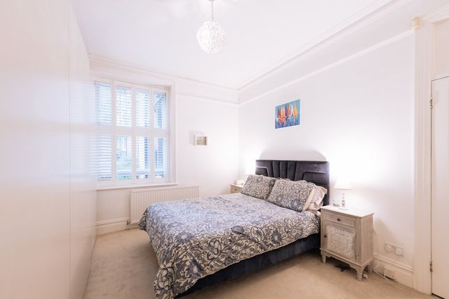 Flat for sale in Wymering Road, Maida Vale