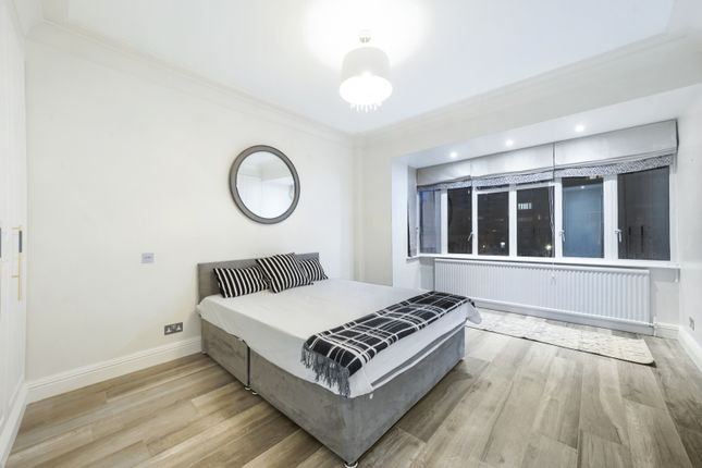 Flat to rent in Viceroy Court, 58-74 Prince Albert Road