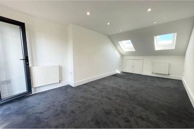 212b, 212a-212b, Herbert Road, London photo 2