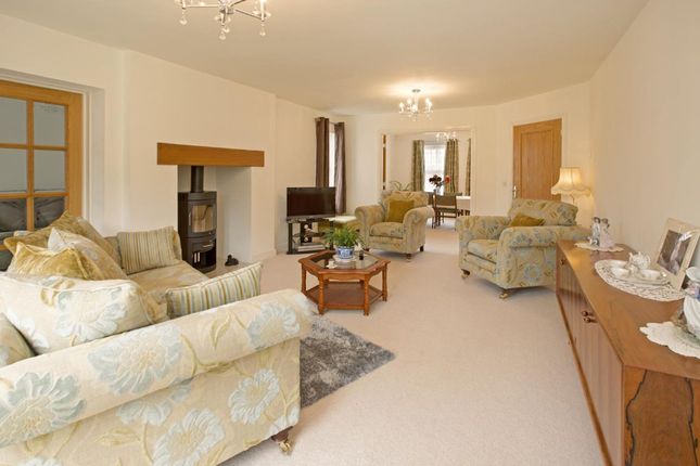 24 Great Park Close, Teignmouth photo 3