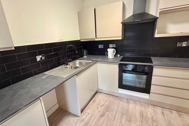 2 Albert Close, Widnes photo 3