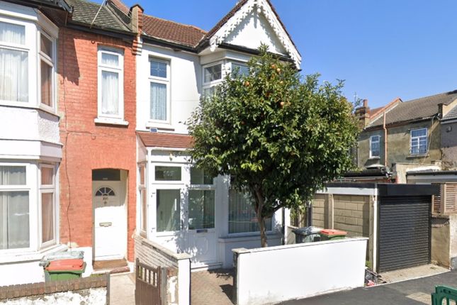 107 Skeffington Road E6