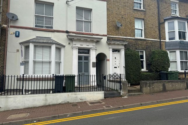 Thumbnail Flat to rent in Brewer Street, Maidstone