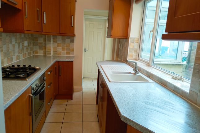 Thumbnail Terraced house to rent in Mayfield Terrace, Doncaster