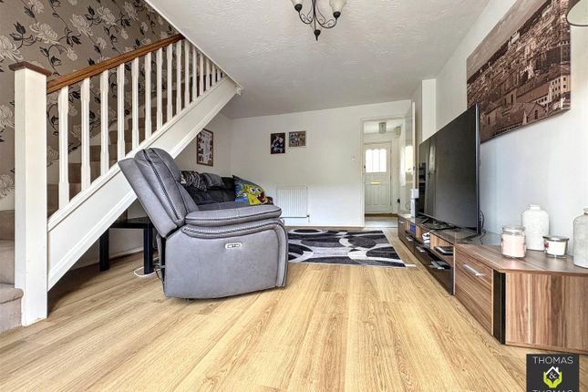69, Wharfdale Way, Gloucester photo 4