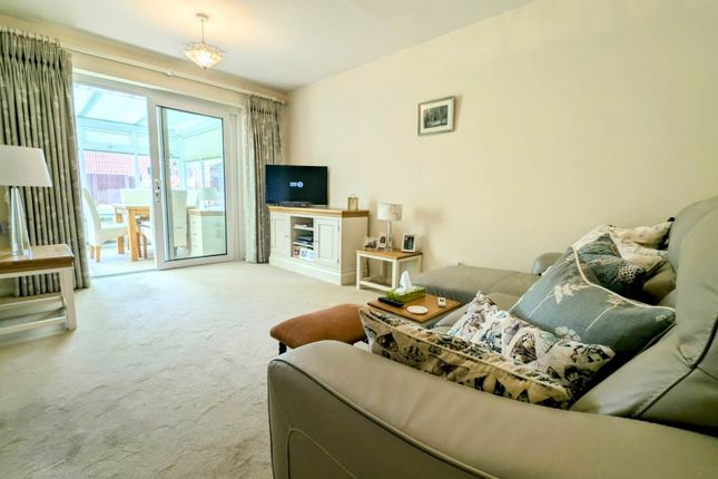 3, Lavender Gardens, Bordon photo 3