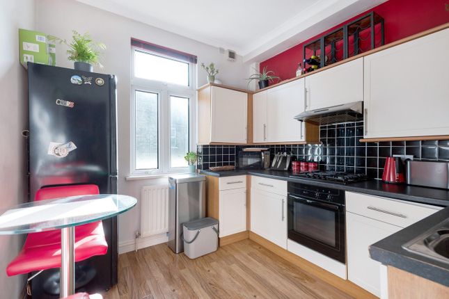 Flat for sale in College Road, Bromley