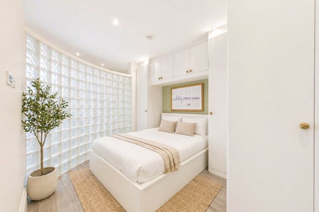 Flat 6, 20, Hardwicks Square, London photo 4