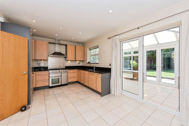 14, Hornbeam Gardens, New Malden photo 2