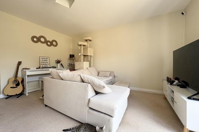 31, Savannah Drive, Bridgwater photo 3