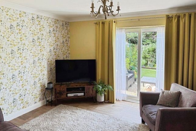 10, Gritstone Close, Burley in Wharfedale photo 4