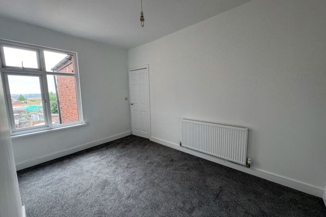 72, Rotherham photo 4