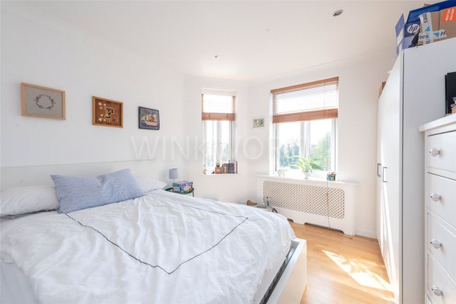 27b, Bathurst Gardens, London photo 3