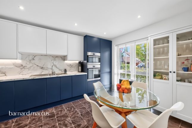 11, Holmesdale Avenue, Redhill photo 4