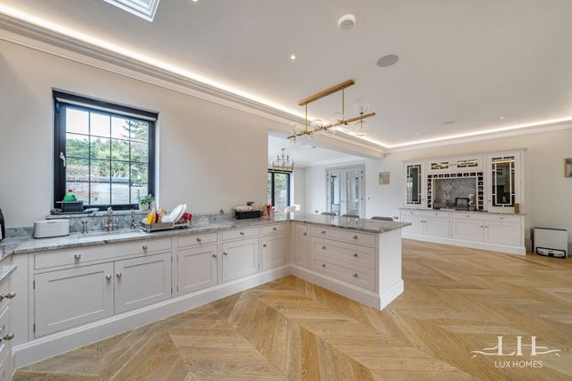 17 Freeman Way, Hornchurch photo 4