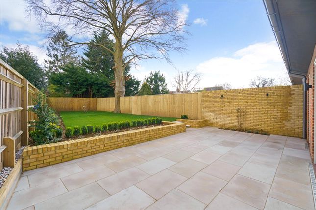 Semi-detached house for sale in Davenant Road, Oxford, Oxfordshire