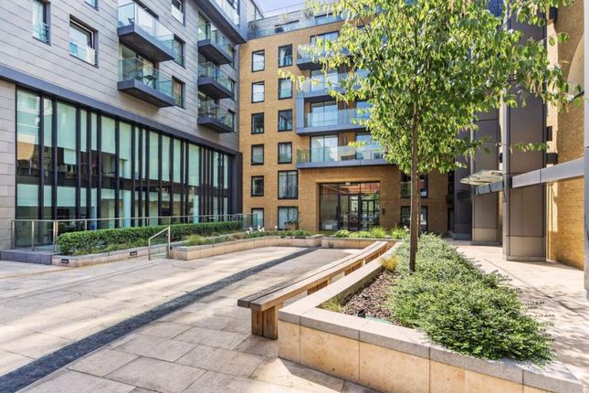 Flat for sale in Fitzrovia Apartments, Bolsover Street, Fitzrovia, London