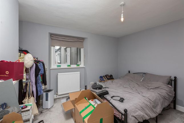Flat 1, 12, Montpelier Terrace, Swansea photo 4