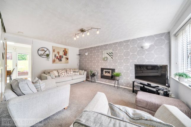 17, Foxglove Court, Rochdale photo 3