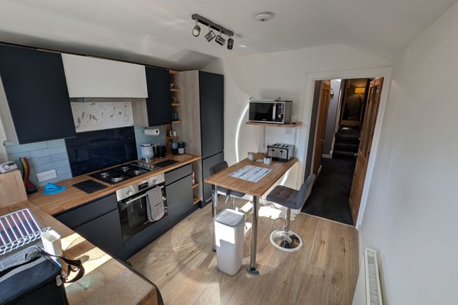 131A Wellington Street, Luton, Bedfordshire photo 3