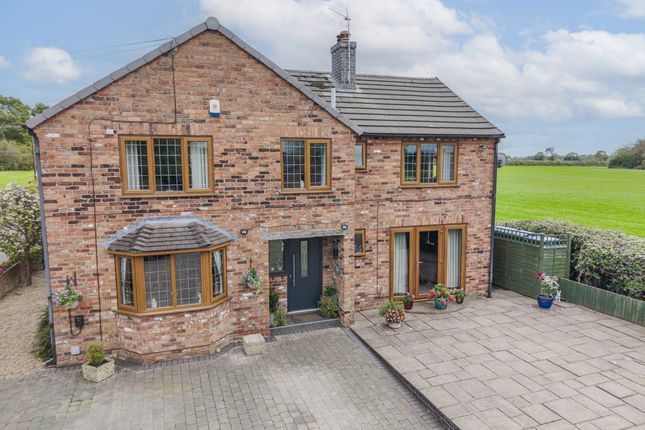 Bank Cottage 112 Broad Lane, Stapeley, Nantwich photo 3