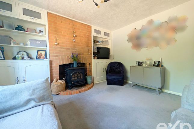 27, Horseshoes Lane, Maidstone photo 2