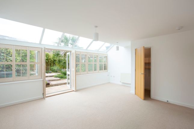 Town house to rent in Stag Lane, Berkhamsted