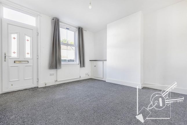 9, Invicta Road, Dartford photo 2