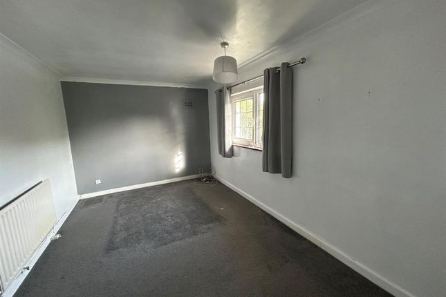 16, Goad Avenue, Chatham photo 4