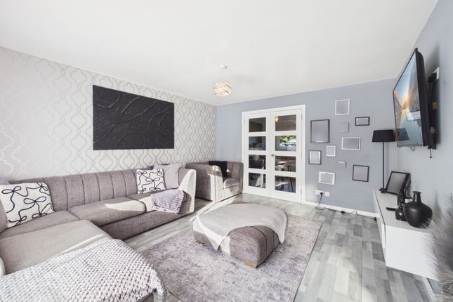 2, Muir Place, Forfar photo 3