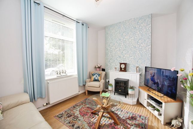 19, Napier Street, Caerphilly photo 2