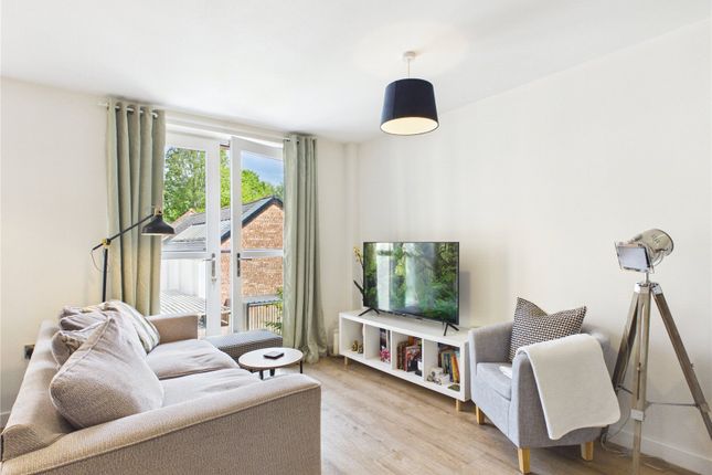 Flat 6, 421a, Barlow Moor Road, Greater Manchester photo 4