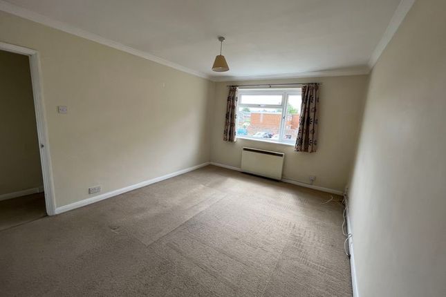 30, Carrington Place, Tring photo 3