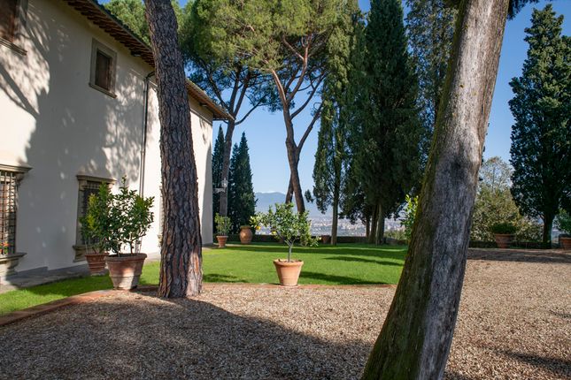 Thumbnail Villa for sale in Villa Orciaia, Florence City, Florence, Tuscany, Italy