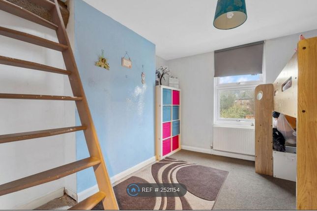 Godstone Road, Whyteleafe photo 3
