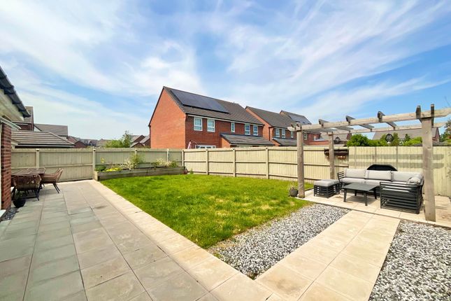38 Meadowside Drive, Nantwich photo 4