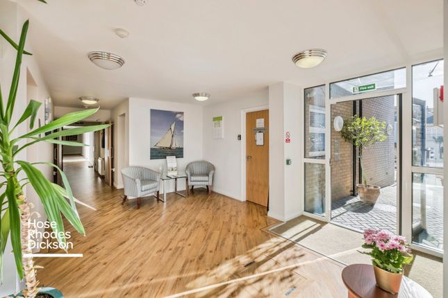 Apartment 16, Beatrice Court, 16, Hope Road, Isle of Wight photo 2