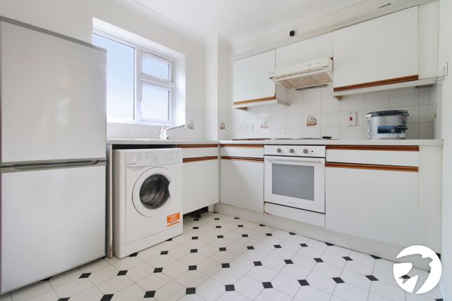 Flat 9,, Collingwood House, Greenhithe photo 5