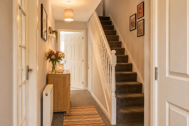 2, 2 Queich Court, Milnathort photo 4