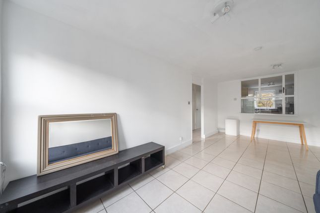 Flat to rent in Rotherfield Street, Islington