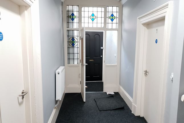 37 Frenchwood Street,, Upstairs Flat, Preston photo 2