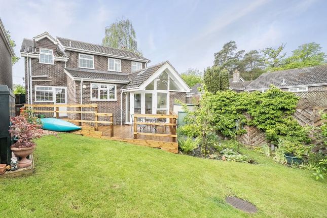 THE SPINNEY, Woolton Hill, Newbury photo 2