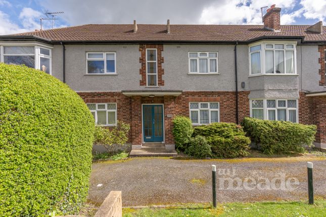 Thumbnail Flat for sale in Palmerston Road, Buckhurst Hill