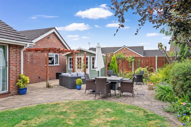 O'keys Lane, Fernhill Heath, Worcester WR3, 3 bedroom detached bungalow ...