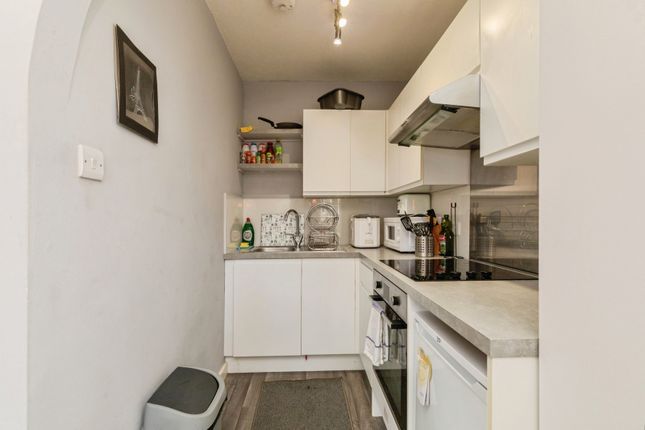 Flat 7, 84, Redland Road, Bristol photo 4
